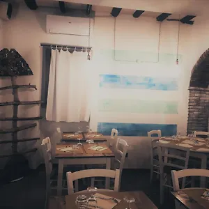 https://locanda-del-sole-nero.hotelitalianriviera.com